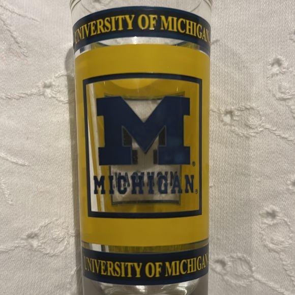 New University Of Michigan Tall Shooter Shot Glass NWT - Picture 5 of 10